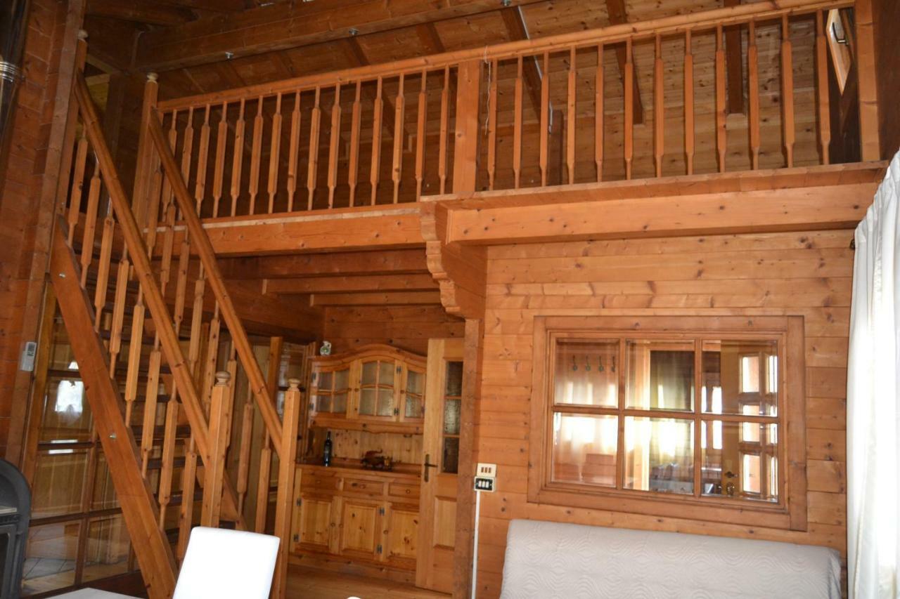 Chalet L Oasi Di Ambra 8 Posti Letto Con Uso Piscina Ардеа Экстерьер фото