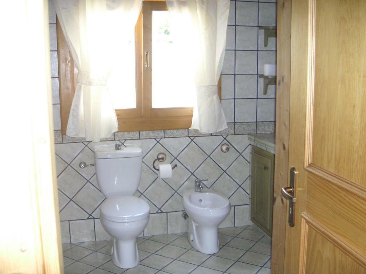 Chalet L Oasi Di Ambra 8 Posti Letto Con Uso Piscina Ардеа Экстерьер фото